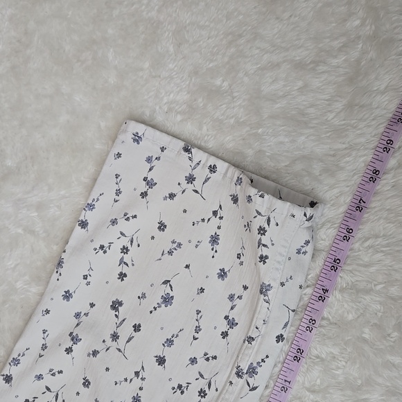 Abercrombie Kids High Rise Wide Leg Floral Jeans, Girls 11/12 Long - Picture 6 of 13